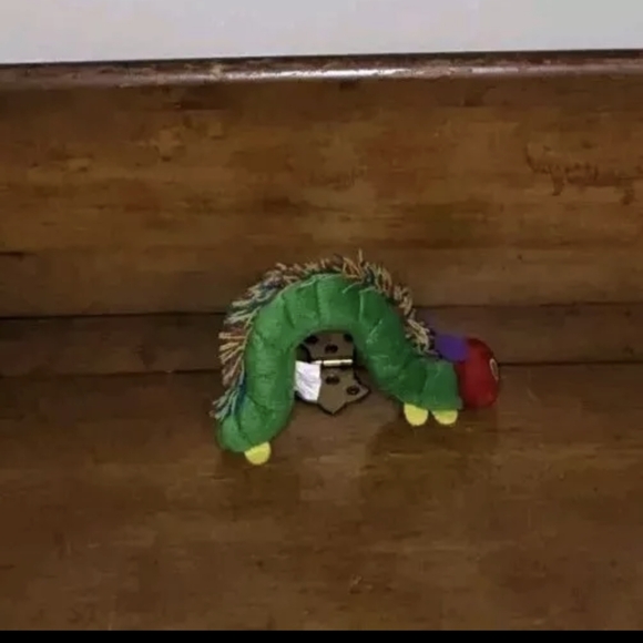 Vintage 1998 Very Hungry Caterpillar by Eric Carle 7" PLUSH Stuffed Animal Toy - Picture 2 of 5